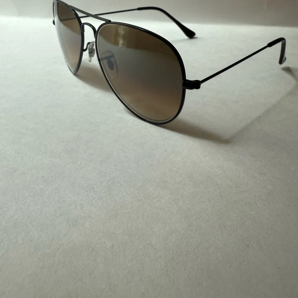 Ray-Ban Aviator Sunglasses RB3025 58mm Black / Brown Gradient Lens 002/51 Unisex